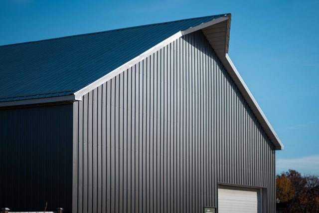 Steel commercial building exterior in Fishers, Indiana