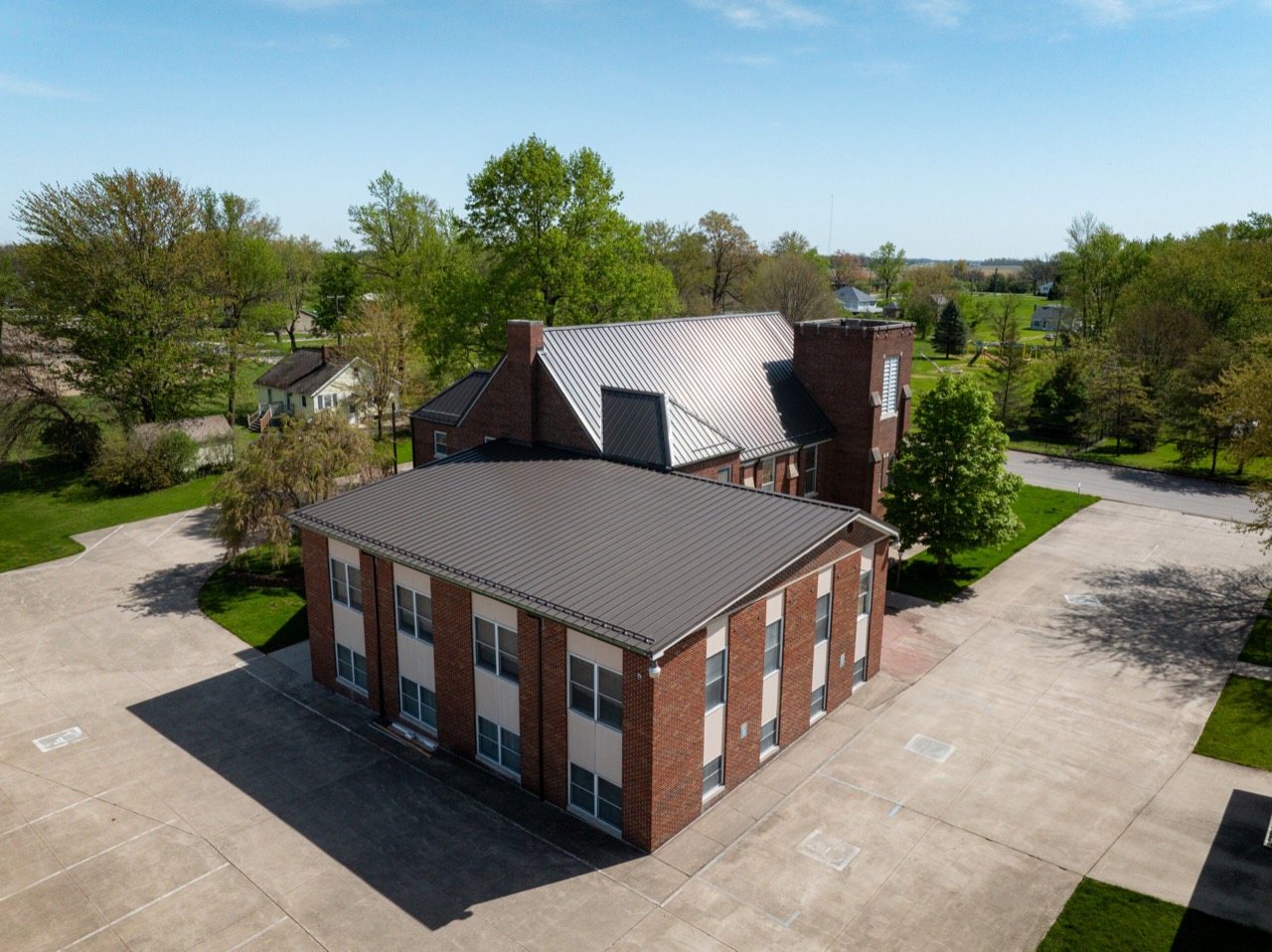 Standing-seam metal roofing project in Muncie, IN, photo 8 of 12