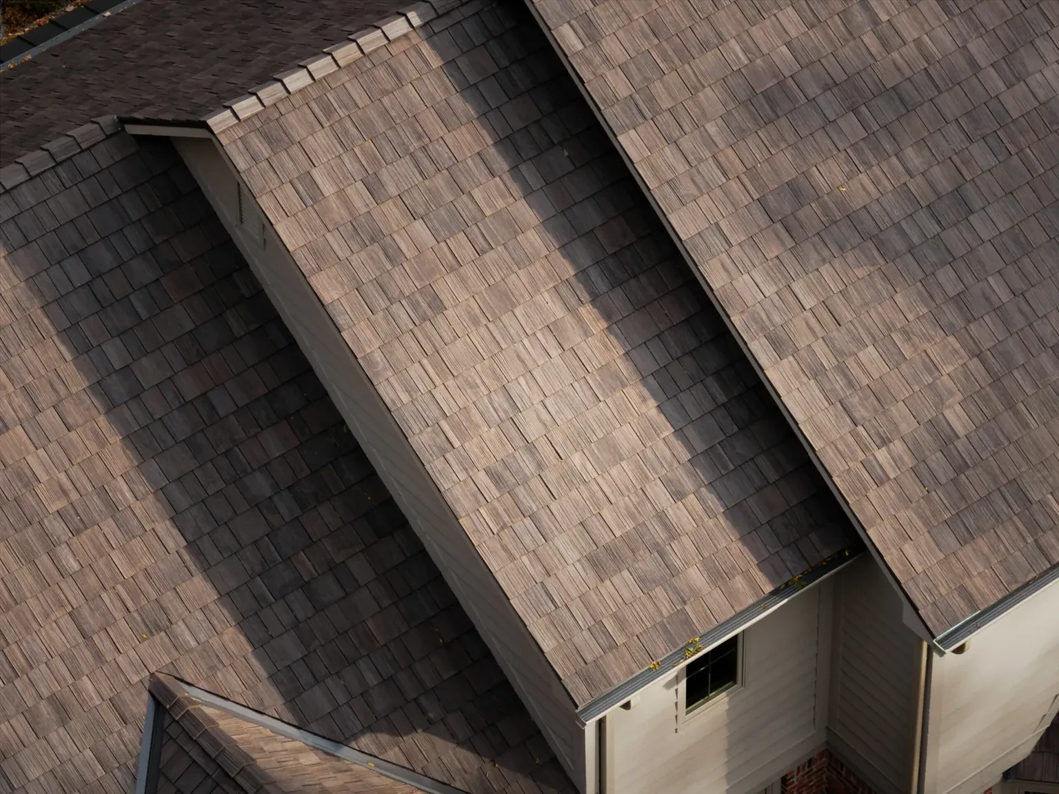 Close overhead view of Brava synthetic cedar shake courses and staggered texture