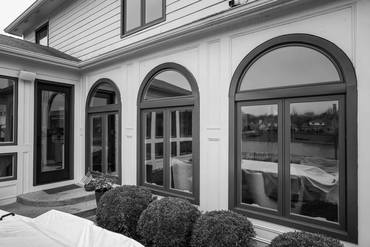 Windows and exterior doors project in Indianapolis, IN, photo 2 of 15