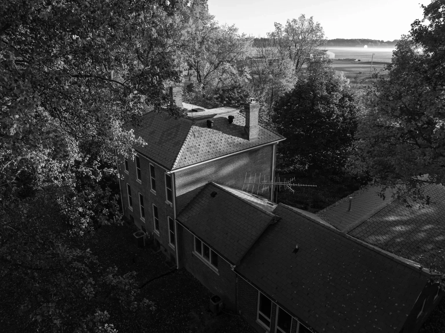 DaVinci composite slate roofing project in Kirklin, IN, photo 5 of 15