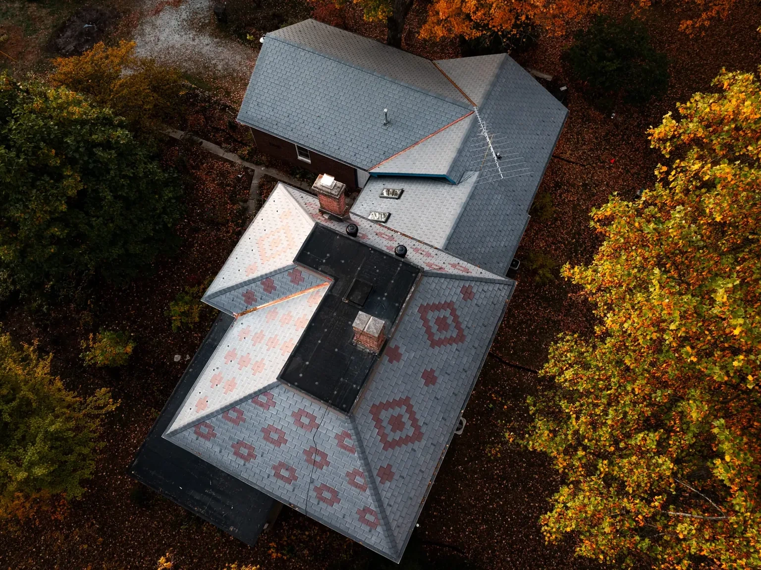 DaVinci composite slate roofing project in Kirklin, IN, photo 13 of 15