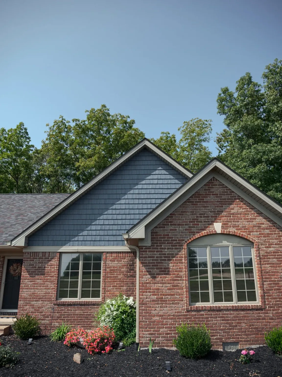 Malarkey Vista roofing, siding and gutters project in Kirklin, IN, photo 3 of 9