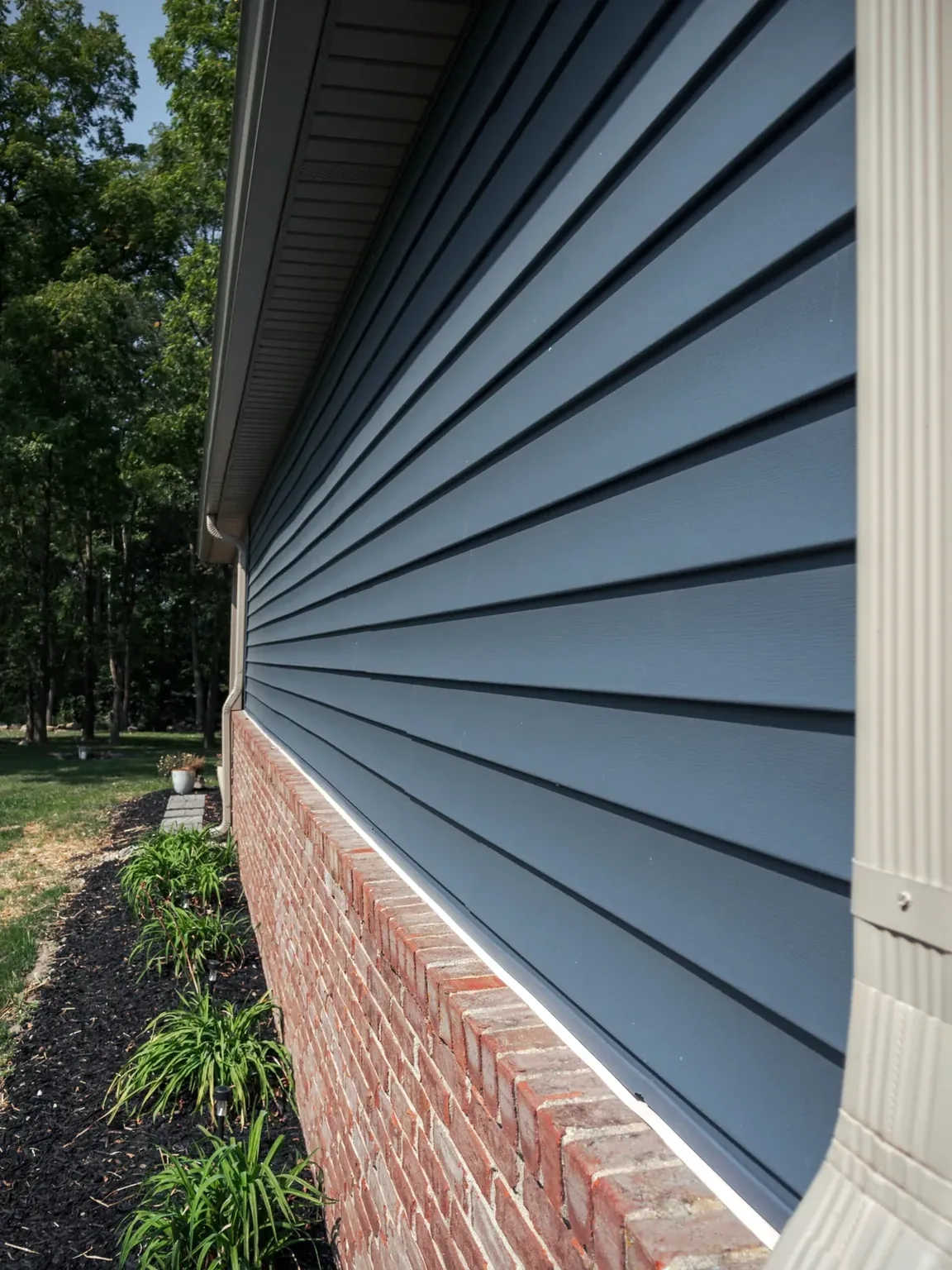 Malarkey Vista roofing, siding and gutters project in Kirklin, IN, photo 8 of 9