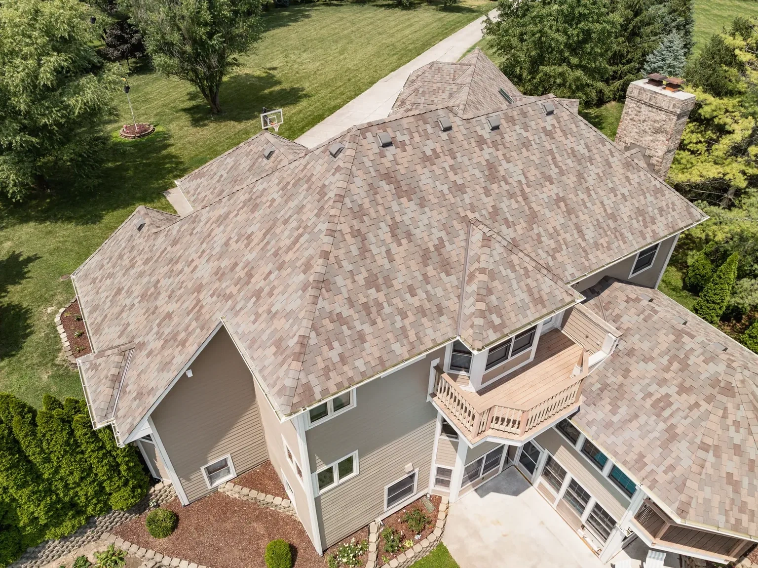 Malarkey Windsor roofing and siding project in McCordsville, IN, photo 3 of 8
