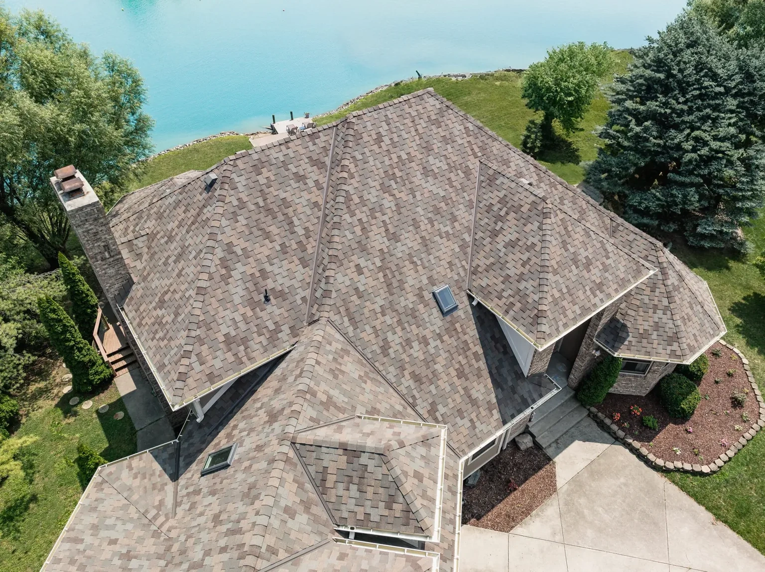 Malarkey Windsor roofing and siding project in McCordsville, IN, photo 6 of 8