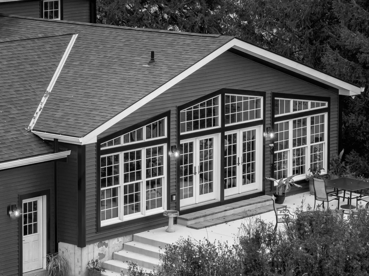 Malarkey Vista roofing, siding, windows and doors project in Michigantown, IN, photo 5 of 8