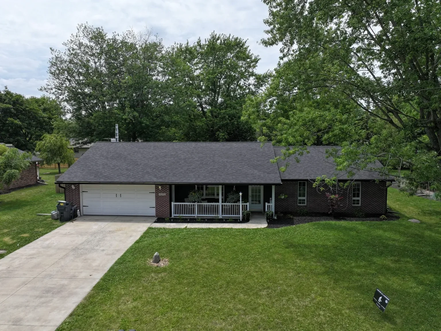Malarkey Vista roofing, siding and gutters project in Muncie, IN, photo 3 of 8