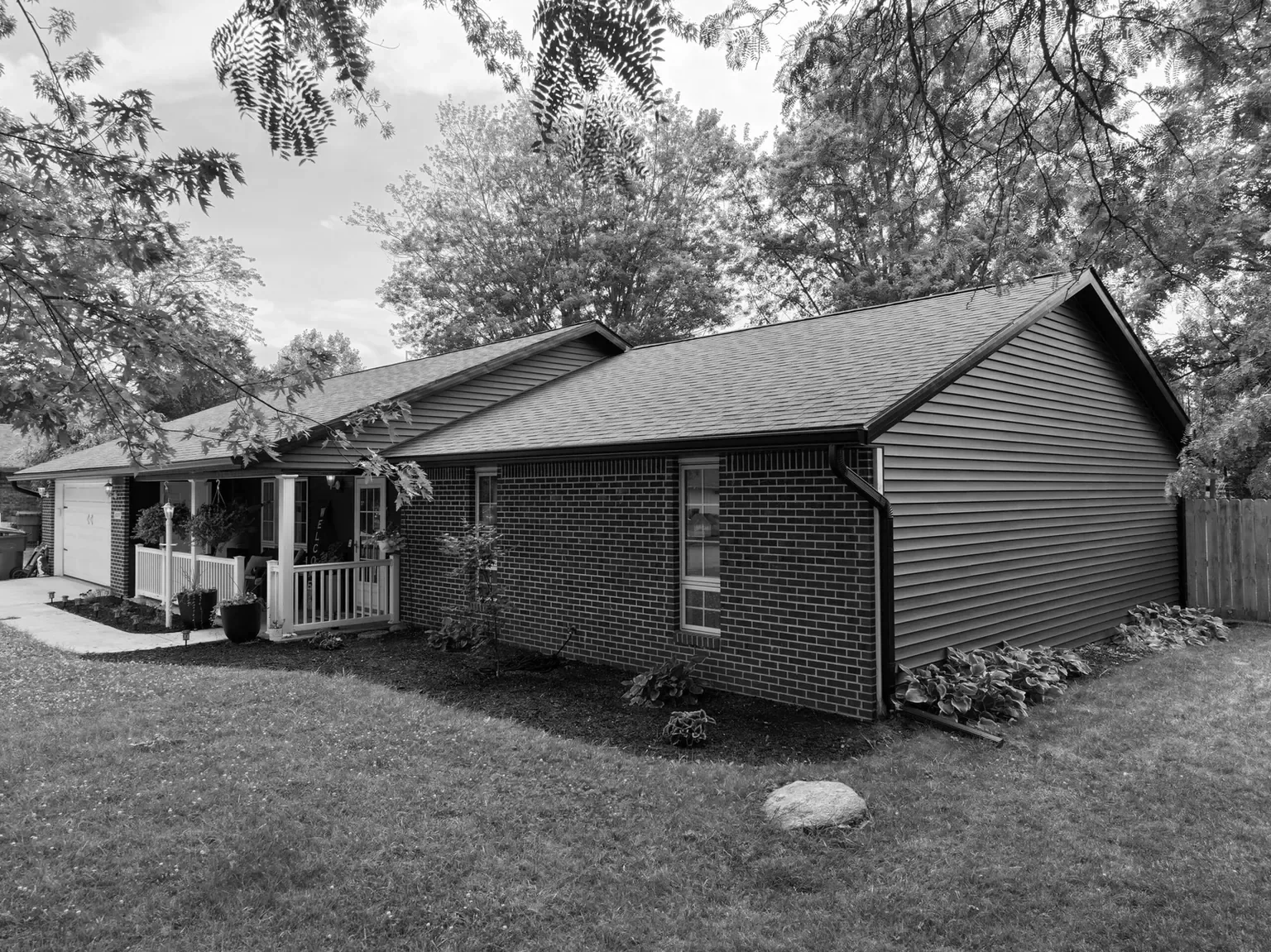 Malarkey Vista roofing, siding and gutters project in Muncie, IN, photo 6 of 8