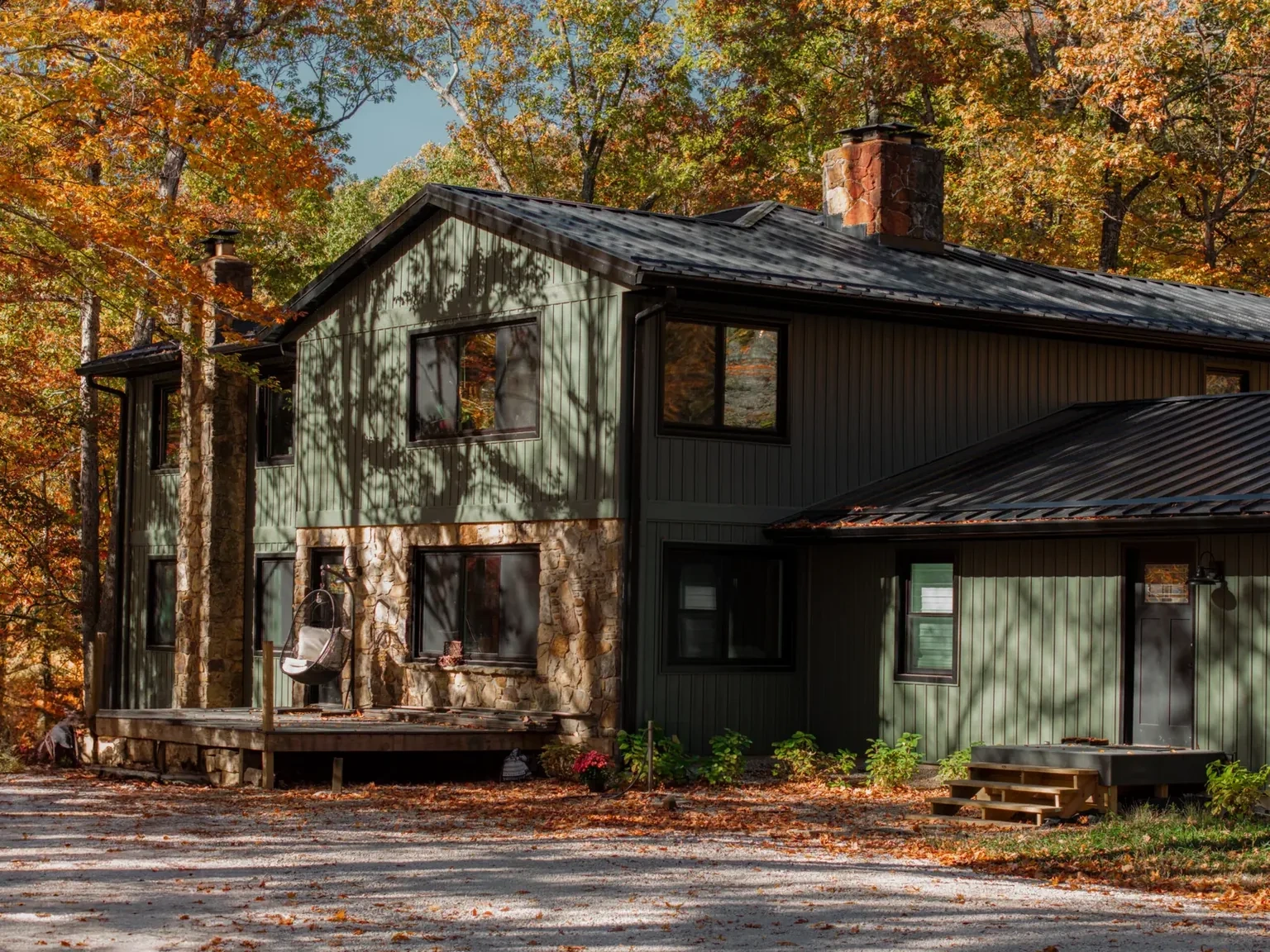 Standing-seam metal roofing, siding and windows project in Spencer, IN, photo 3 of 8