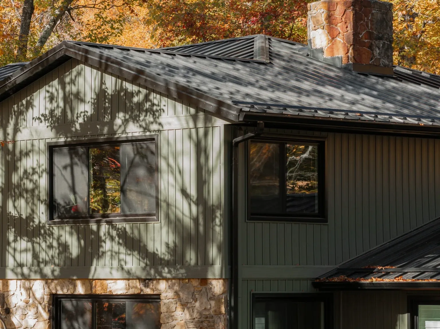 Standing-seam metal roofing, siding and windows project in Spencer, IN, photo 4 of 8